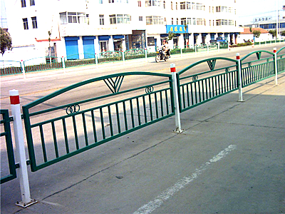 新型道路护栏 - 问鼎国际图片4